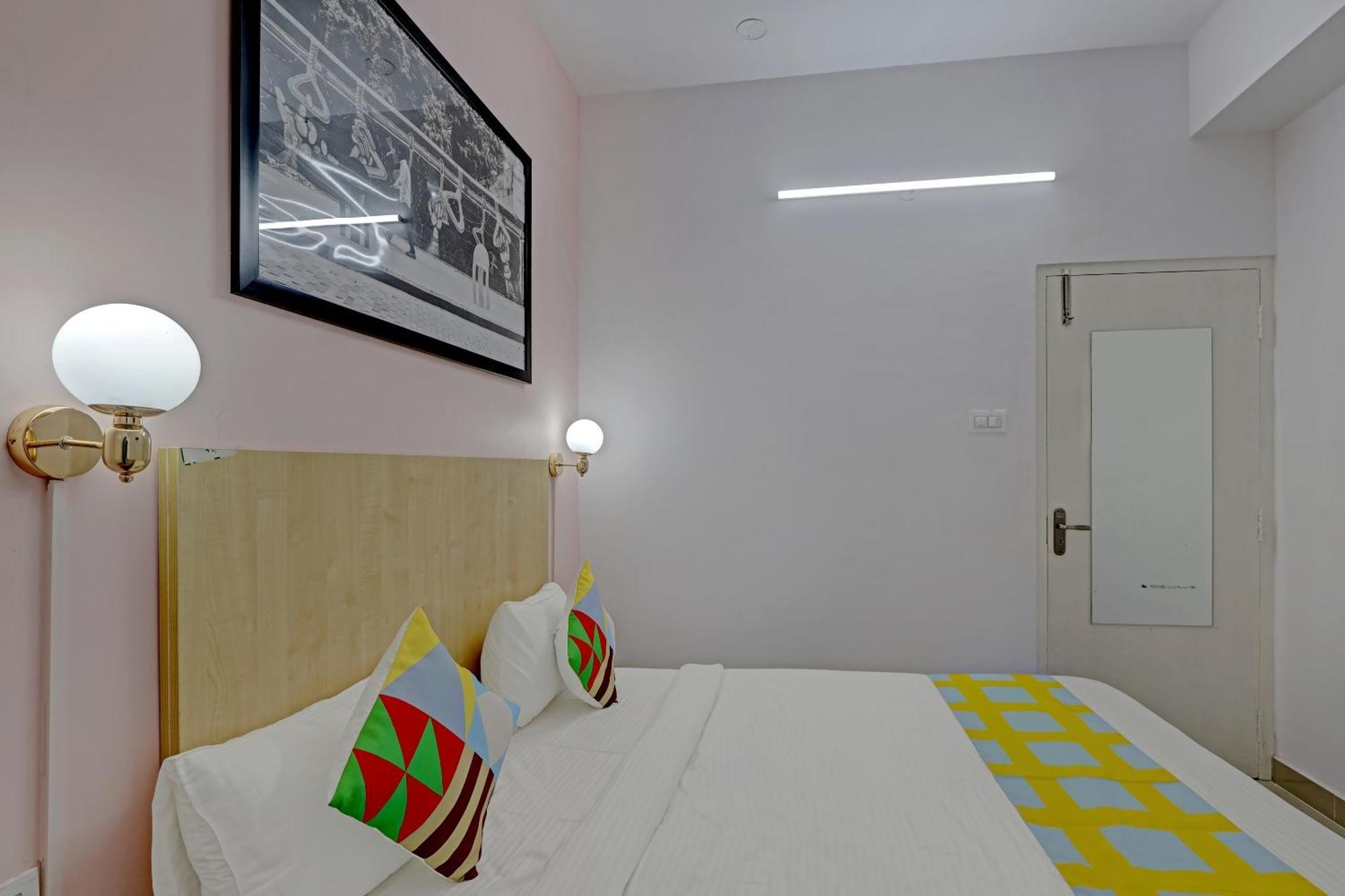 OYO 44035 Compact Studio KR Puram Bangalore Exterior foto